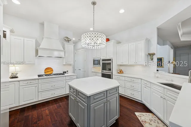 $1,350,000 | 255 Bamberg Drive, Bluffton, SC 29910