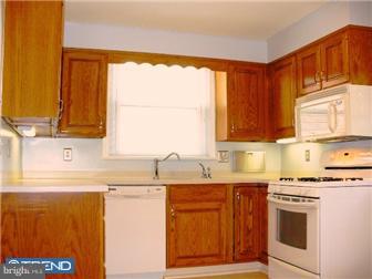 164 Grandview Road Ardmore, PA 19003 - Photo 6 of 12 Kitchen