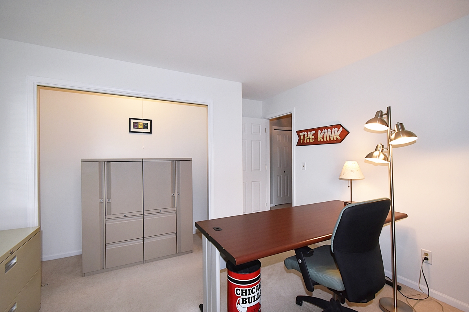 29 Manchester Way Aurora, IL 60506 - Photo 29 of 38 a view of a workspace with furniture