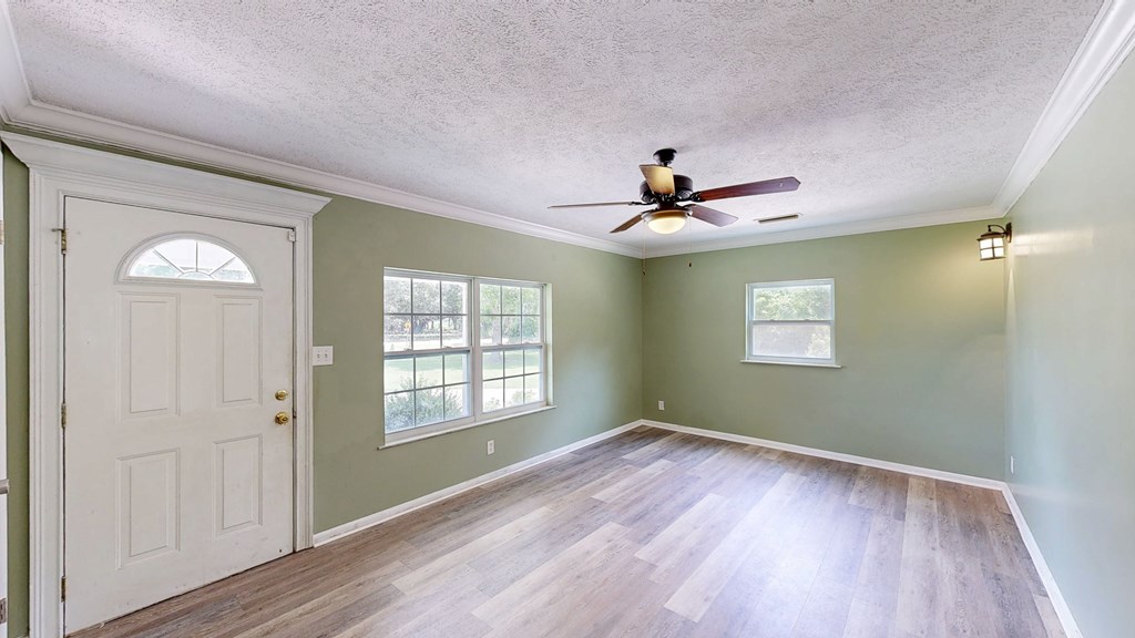 1348 Edwin Reynolds Road Cottonwood, AL 36320 - Photo 4 of 55