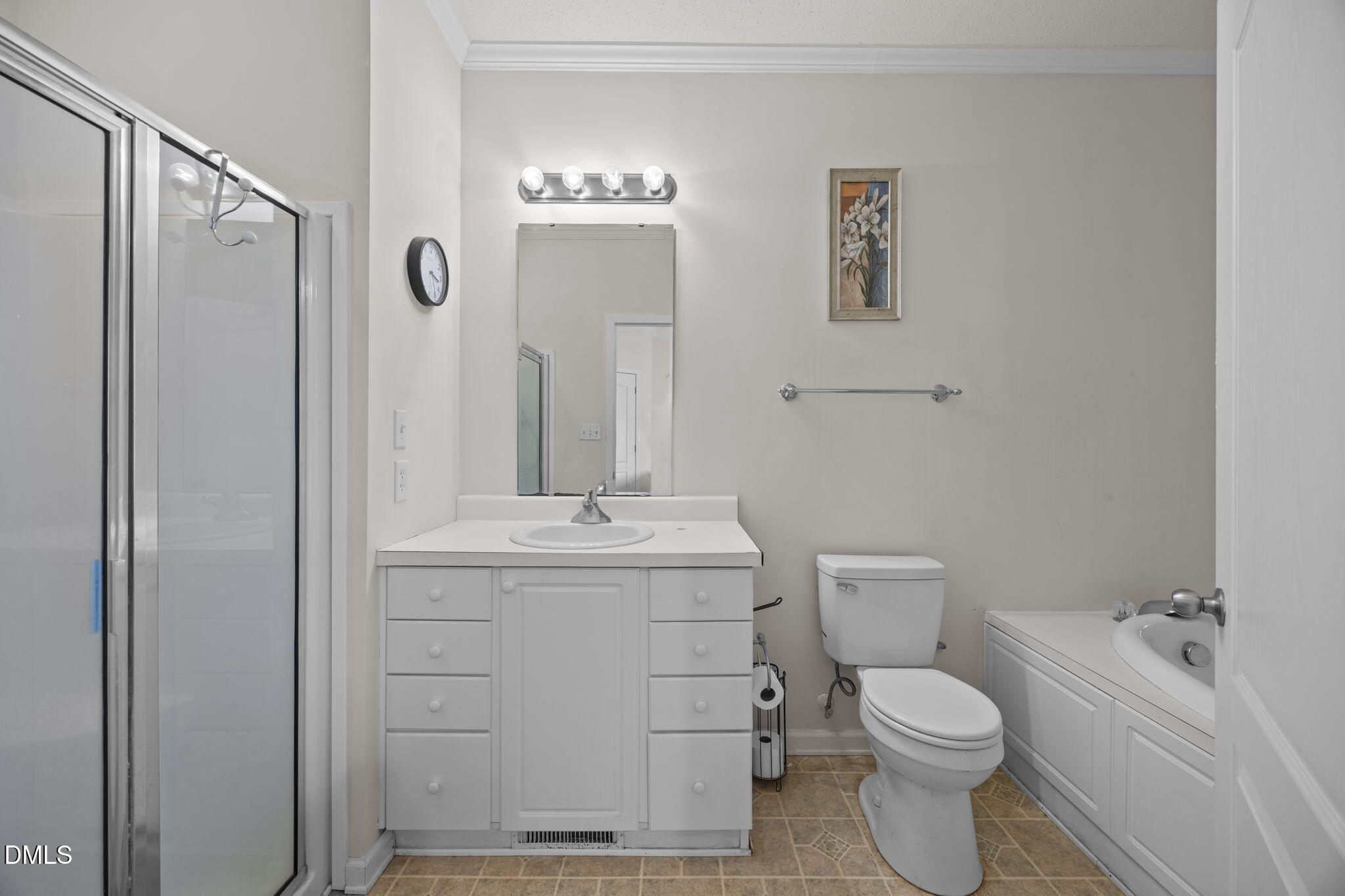 75 Spring Hill Lane Henderson, NC 27537 - Photo 26 of 43 Owner's Bathroom