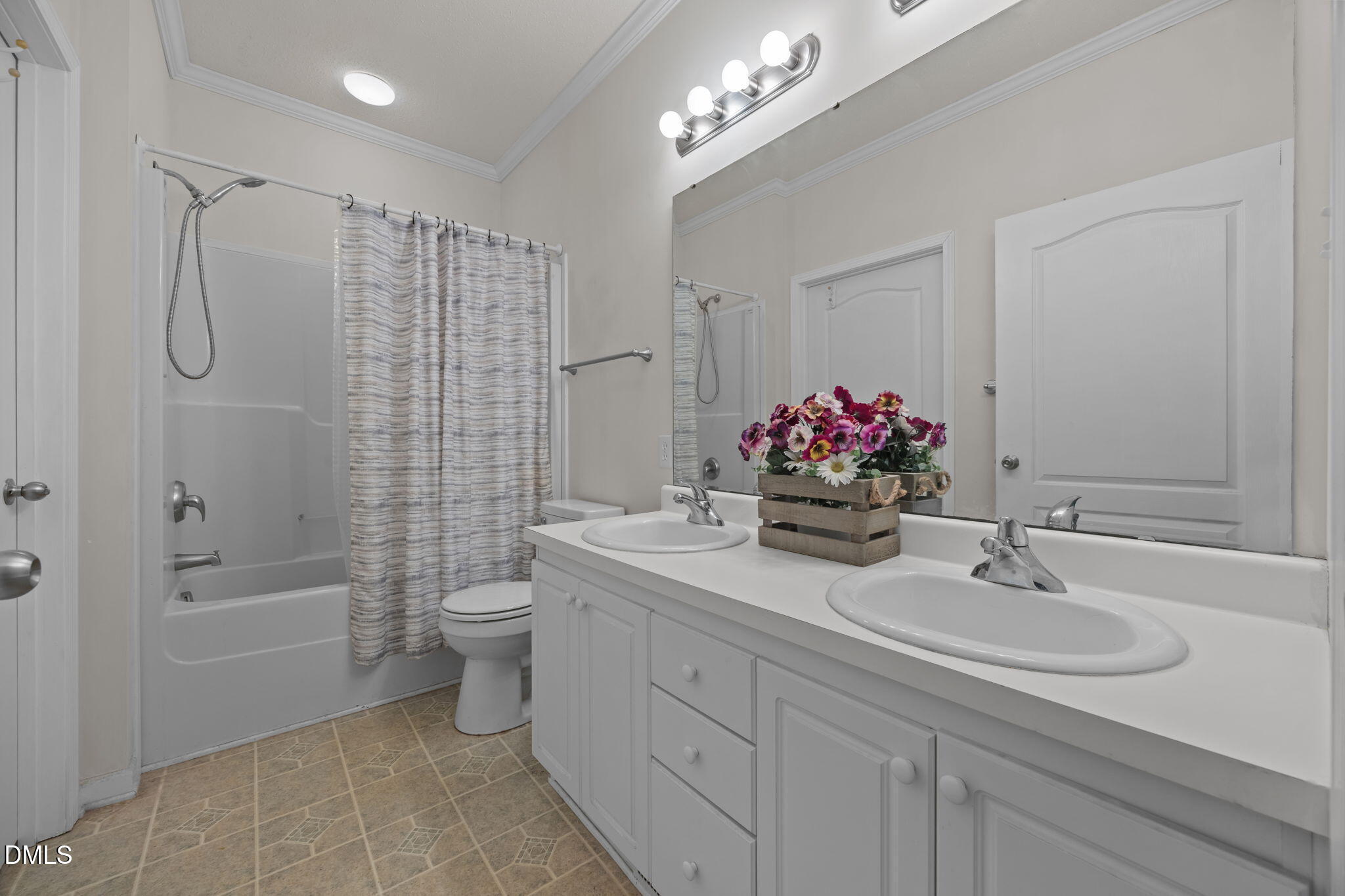 75 Spring Hill Lane Henderson, NC 27537 - Photo 30 of 43 Hall Bathroom