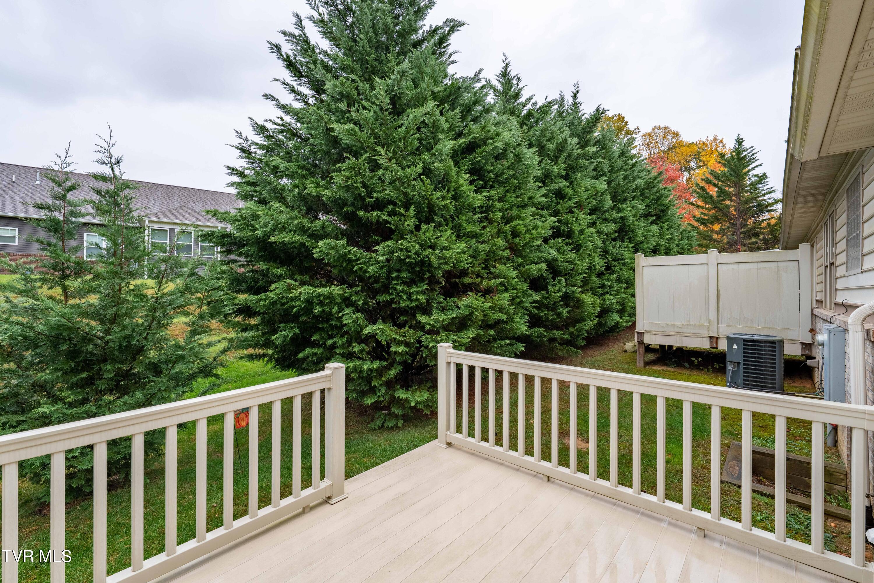 281 Baileigh Lyn Loop, Unit A3 Jonesborough, TN 37659 - Photo 14 of 43 281 Baileigh Lyn Loop (14 of 48)