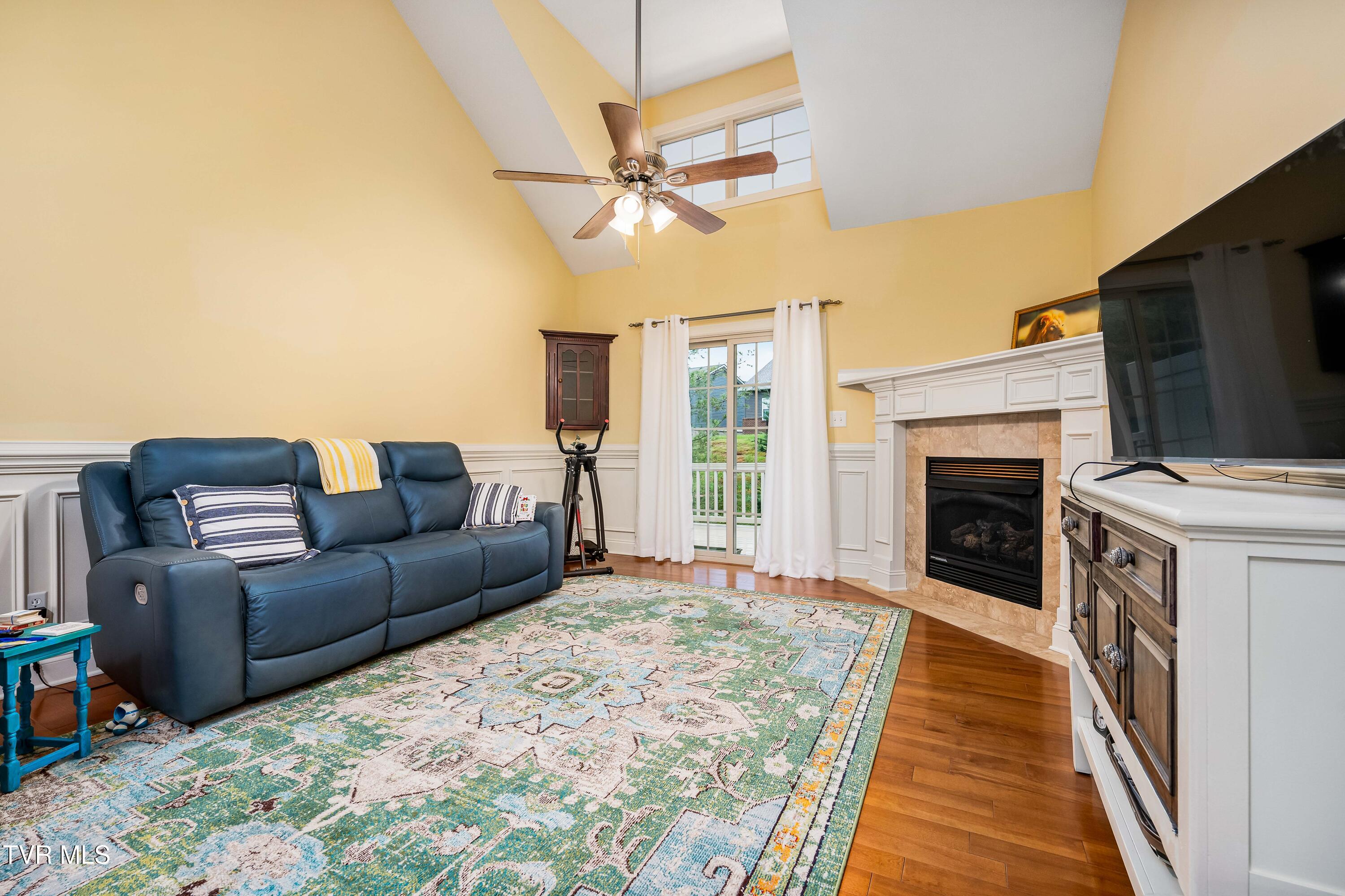 281 Baileigh Lyn Loop, Unit A3 Jonesborough, TN 37659 - Photo 5 of 43 281 Baileigh Lyn Loop (17 of 48)