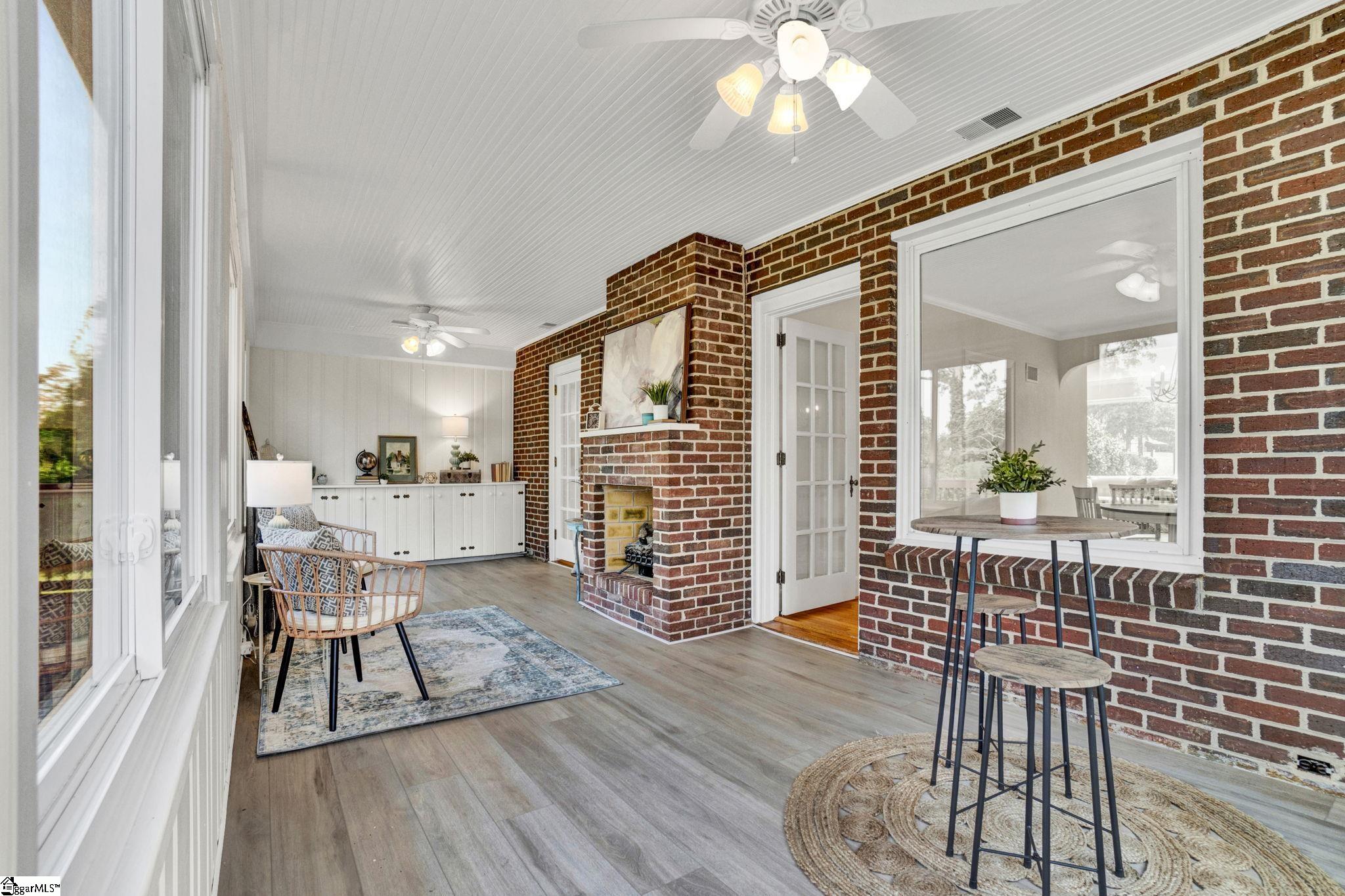 306 Hickory Street Clinton, SC 29325 - Photo 12 of 49