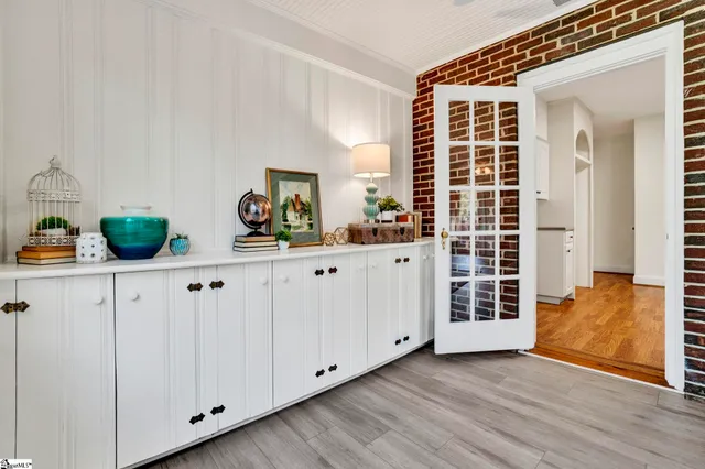 $290,000 | 306 Hickory Street, Clinton, SC 29325