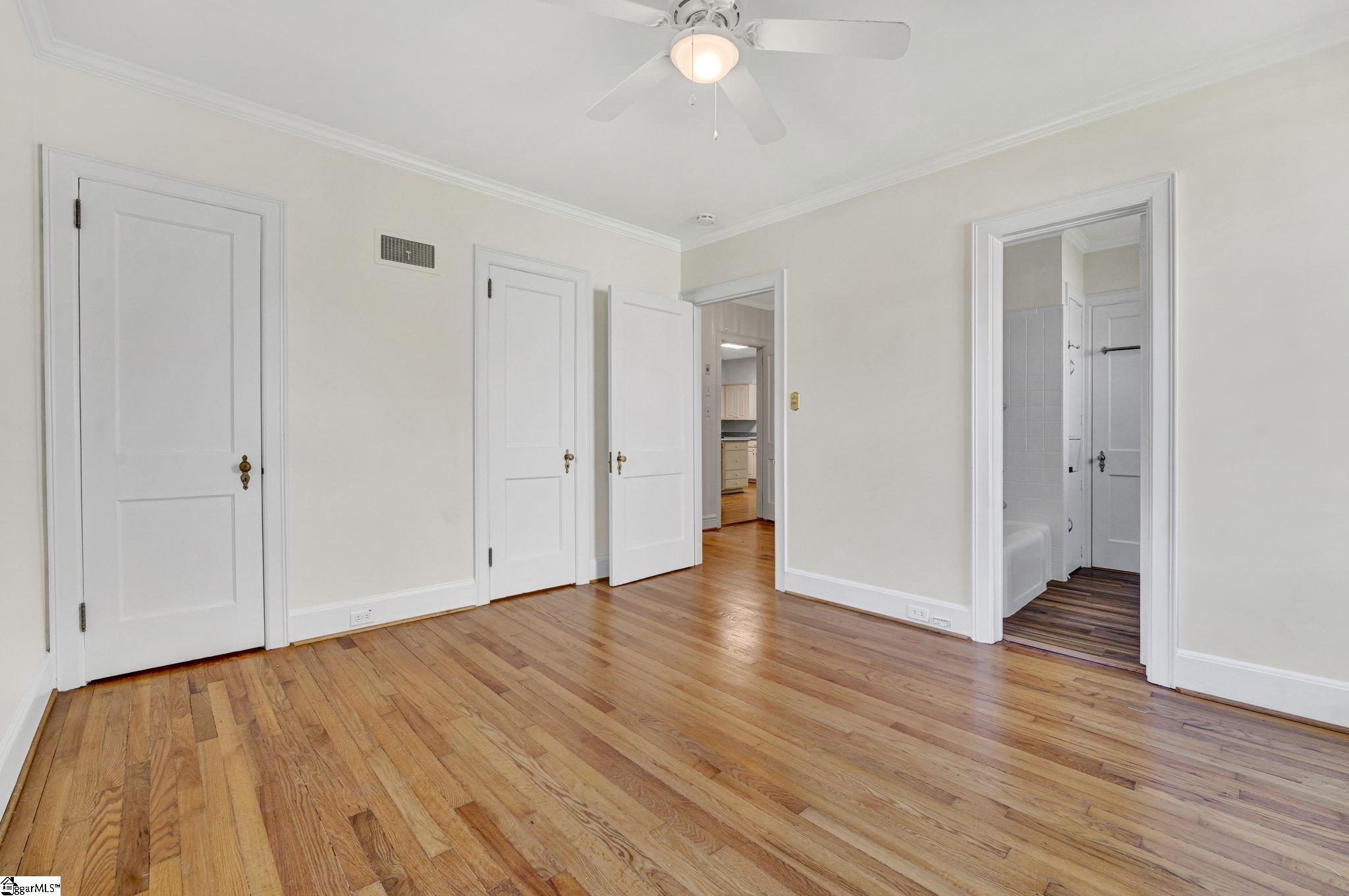 306 Hickory Street Clinton, SC 29325 - Photo 29 of 49