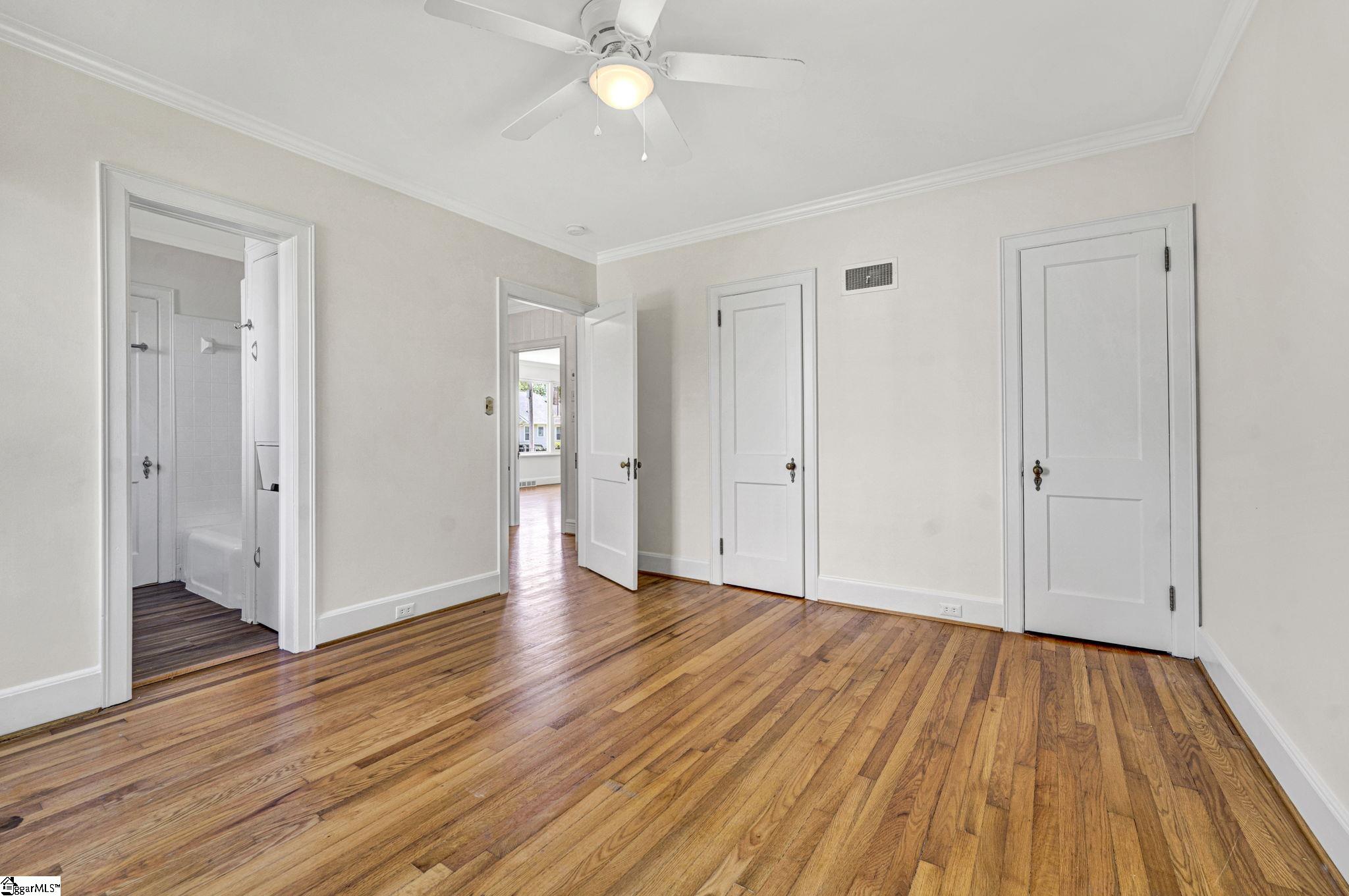 306 Hickory Street Clinton, SC 29325 - Photo 32 of 49