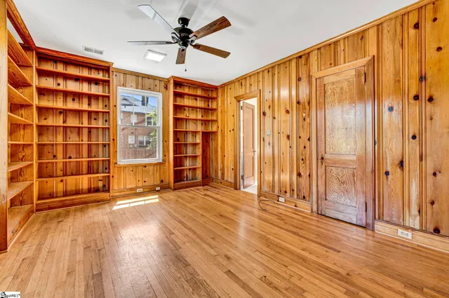 $290,000 | 306 Hickory Street, Clinton, SC 29325