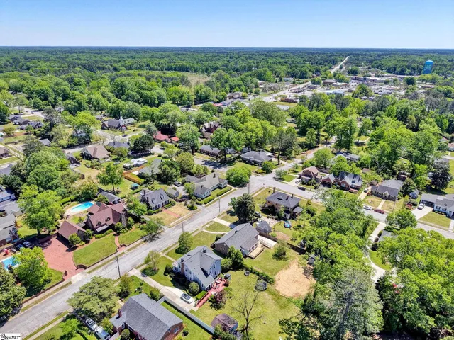 $290,000 | 306 Hickory Street, Clinton, SC 29325