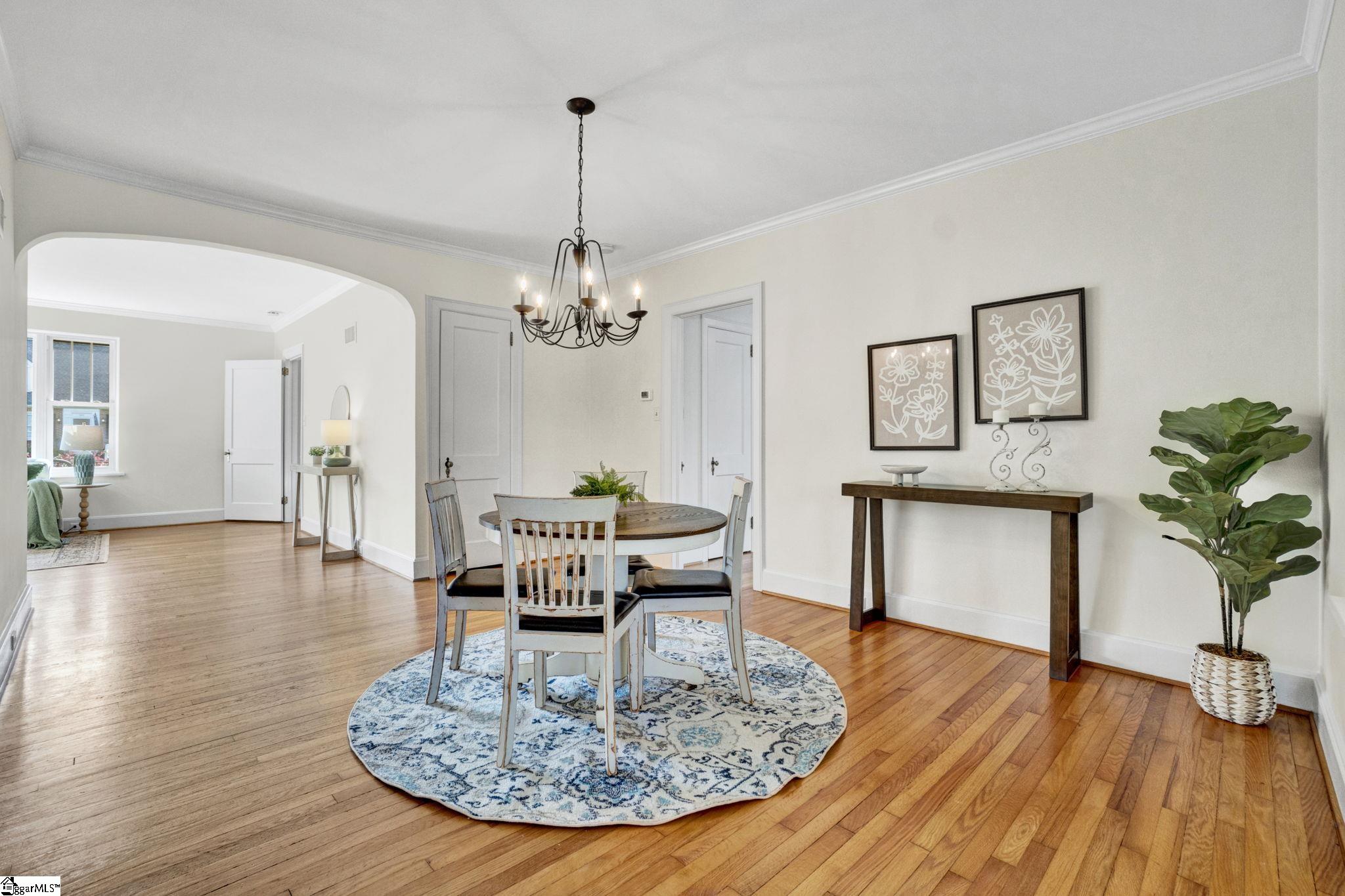 306 Hickory Street Clinton, SC 29325 - Photo 9 of 49