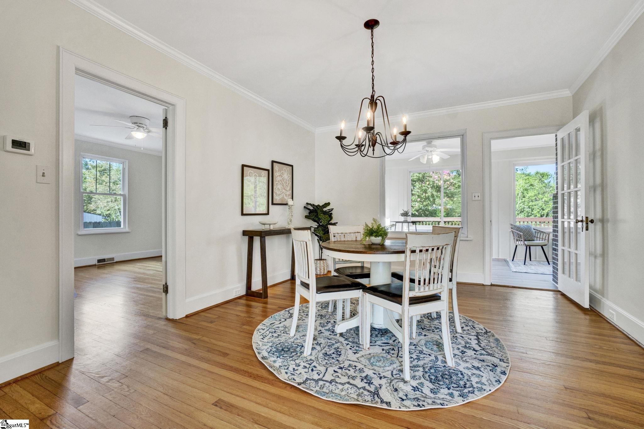 306 Hickory Street Clinton, SC 29325 - Photo 10 of 49