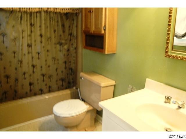 1630 Rhyne Carter Road Gastonia, NC 28054 - Photo 13 of 16 Gallery Image 13