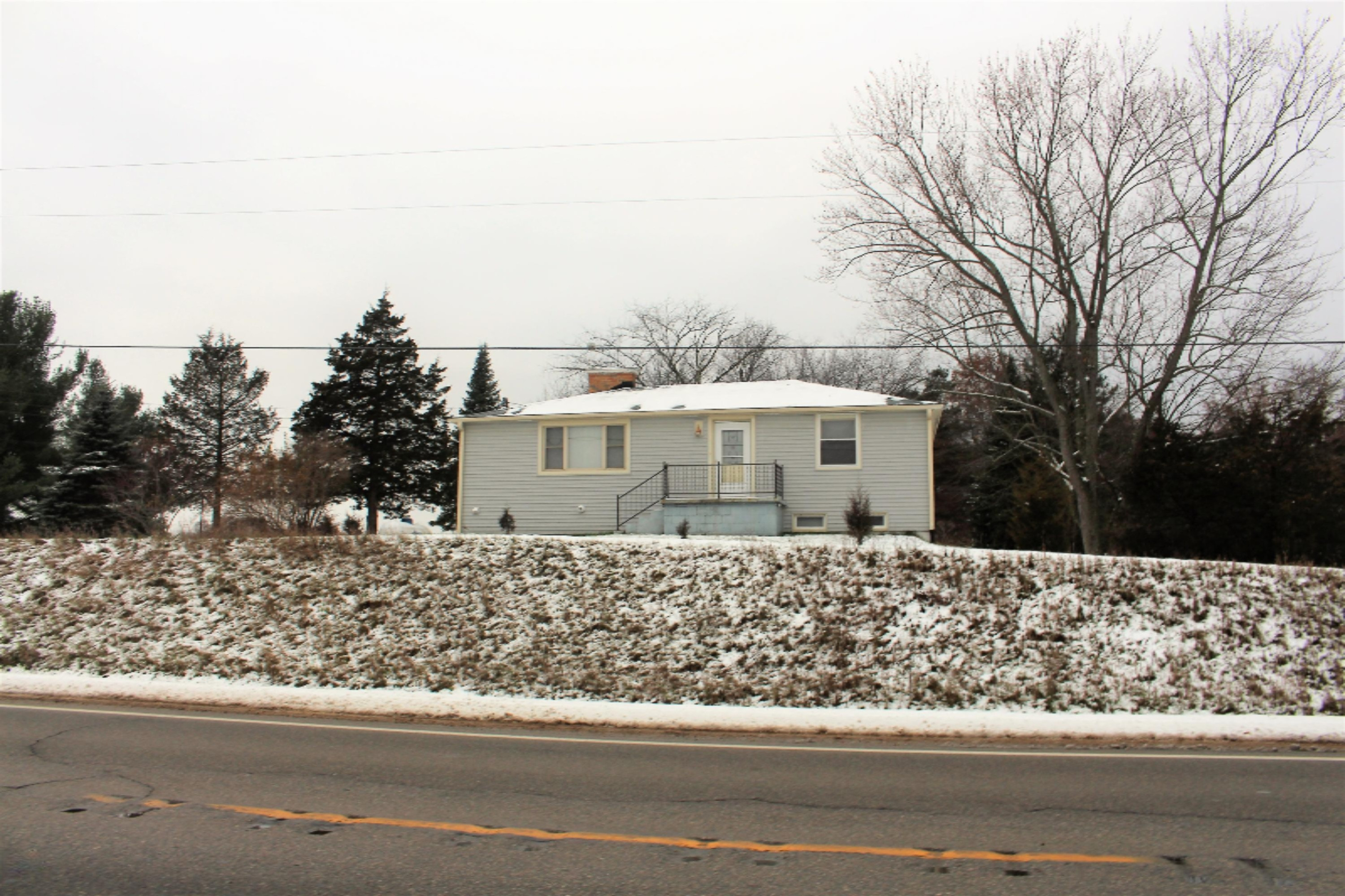 8453 North State Road Orleans, MI 48865 - Photo 17 of 27 IMG_7044