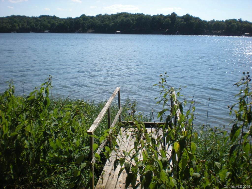 274 Shoreline Road Badin Lake, NC 28127 - Photo 4 of 15 Gallery Image 4