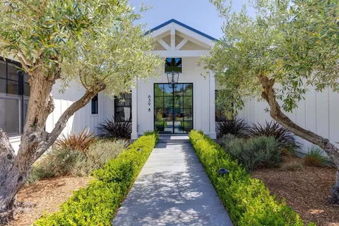 $10,000,000 | 639-41 Quail Gardens Lane, Encinitas, CA 92024