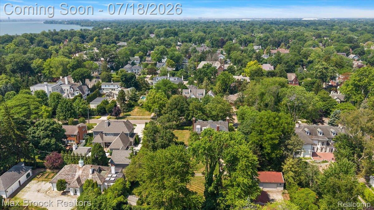 294 Lincoln Road Grosse Pointe, MI 48230 - Photo 77 of 84 Aerial View