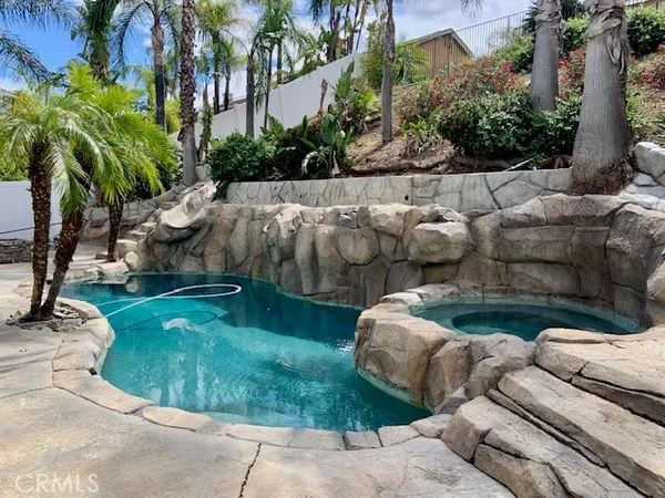 $5,000 | 558 Rembrandt Drive, Corona, CA 92882