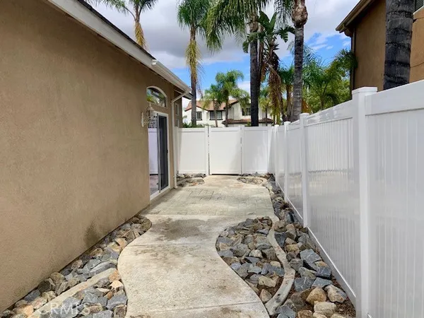 $5,000 | 558 Rembrandt Drive, Corona, CA 92882