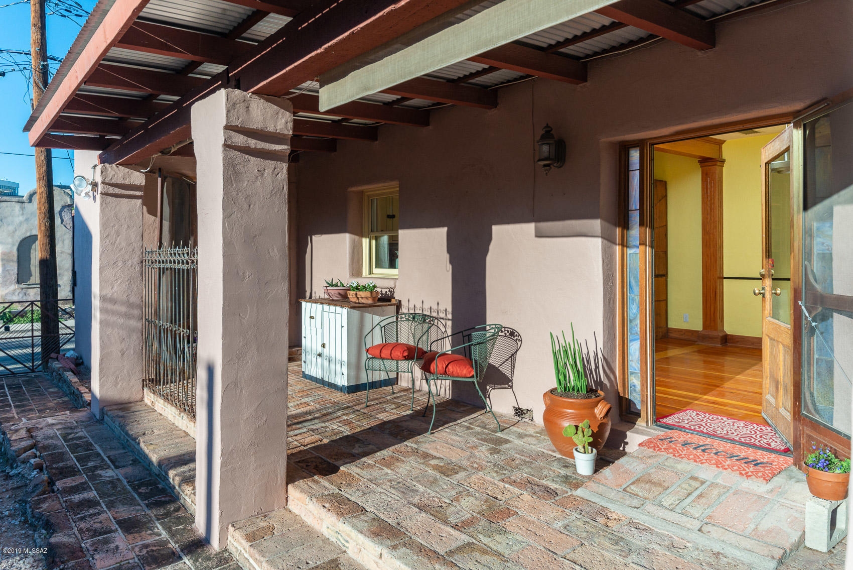 84 West Simpson Street Tucson, AZ 85701 - Photo 1 of 50