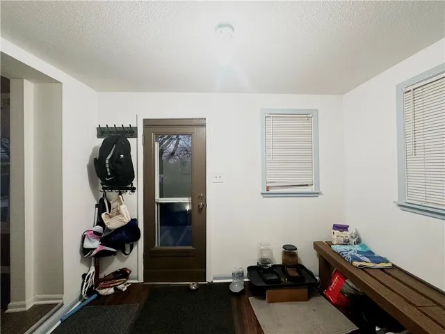 $349,900 | 801 East Pearl Street, Harrisonville, MO 64701