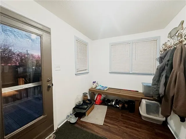 $349,900 | 801 East Pearl Street, Harrisonville, MO 64701