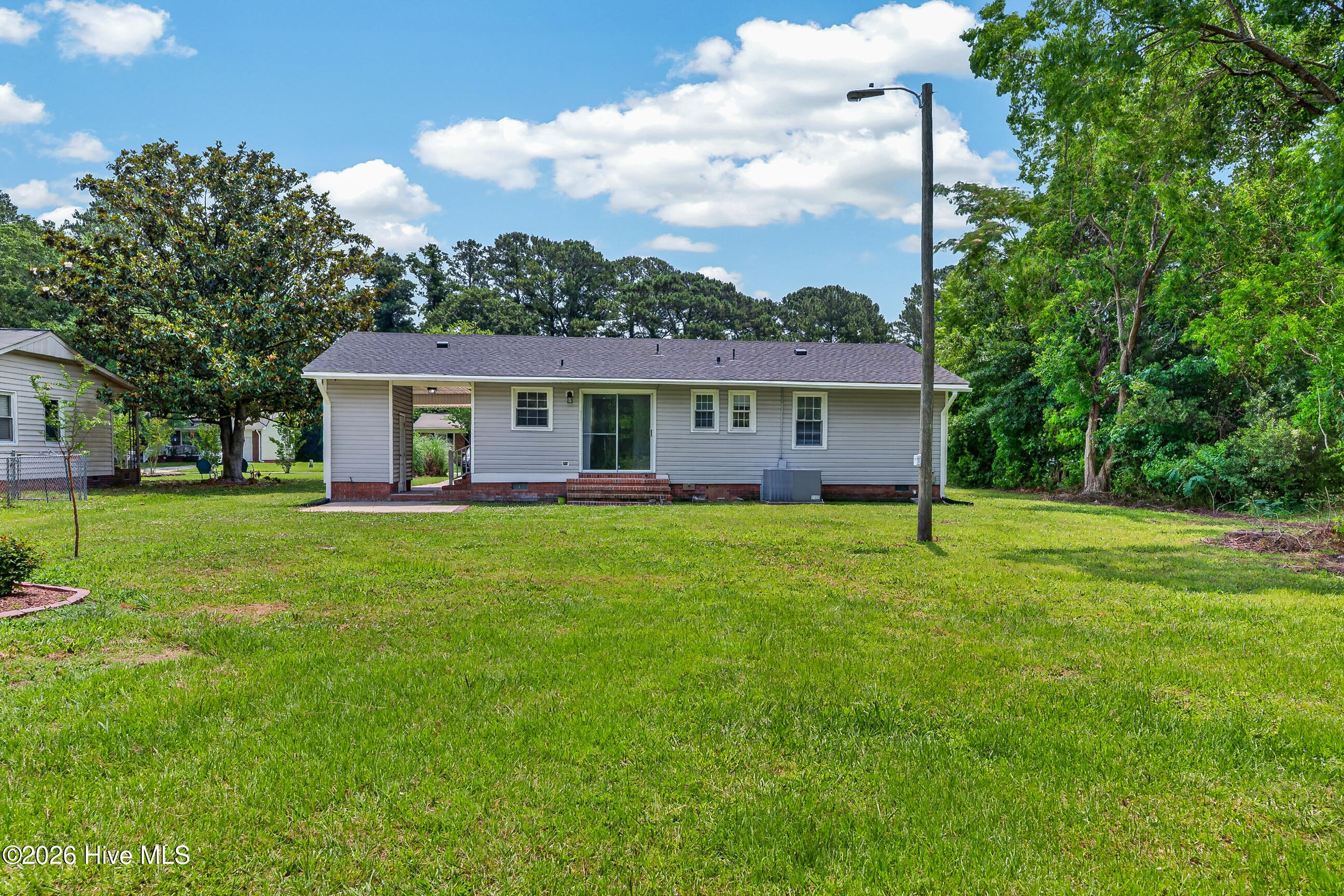 2527 Country Club Road Jacksonville, NC 28546 - Photo 21 of 24