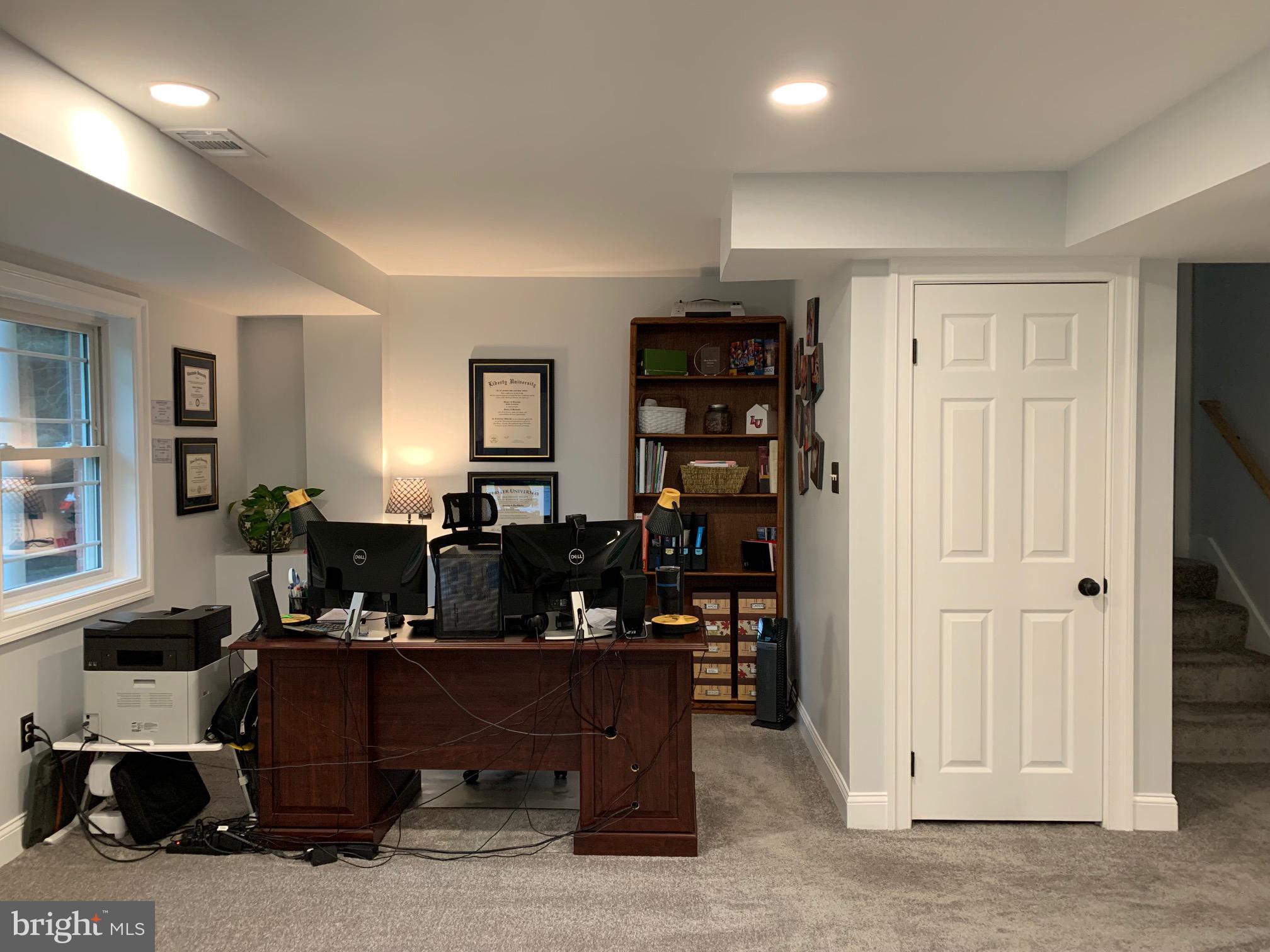 8003 Ronald Road Manassas, VA 20112 - Photo 28 of 47 Room for an Office Space