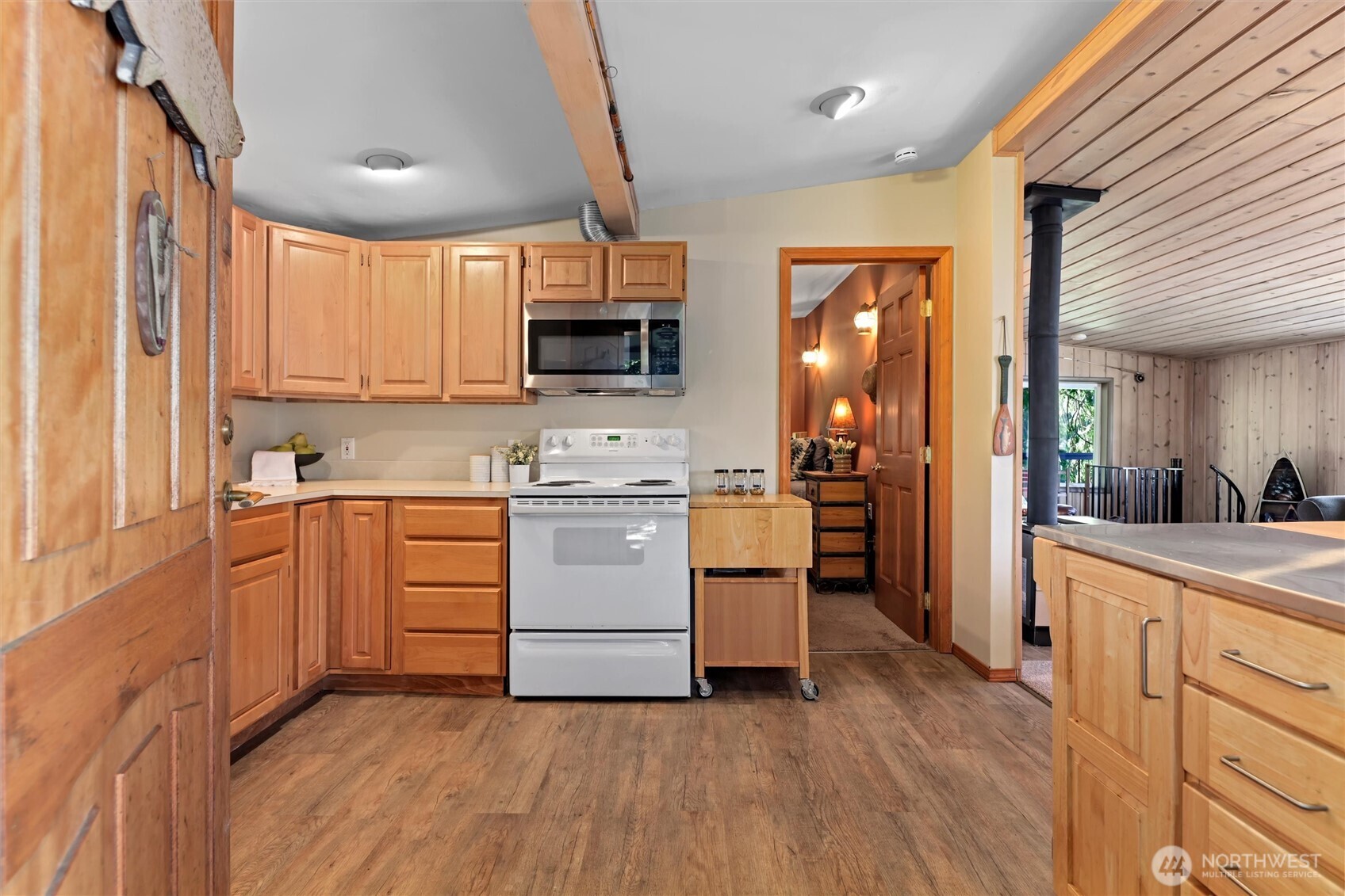 1012 South Lake Roesiger Road Snohomish, WA 98290 - Photo 13 of 28