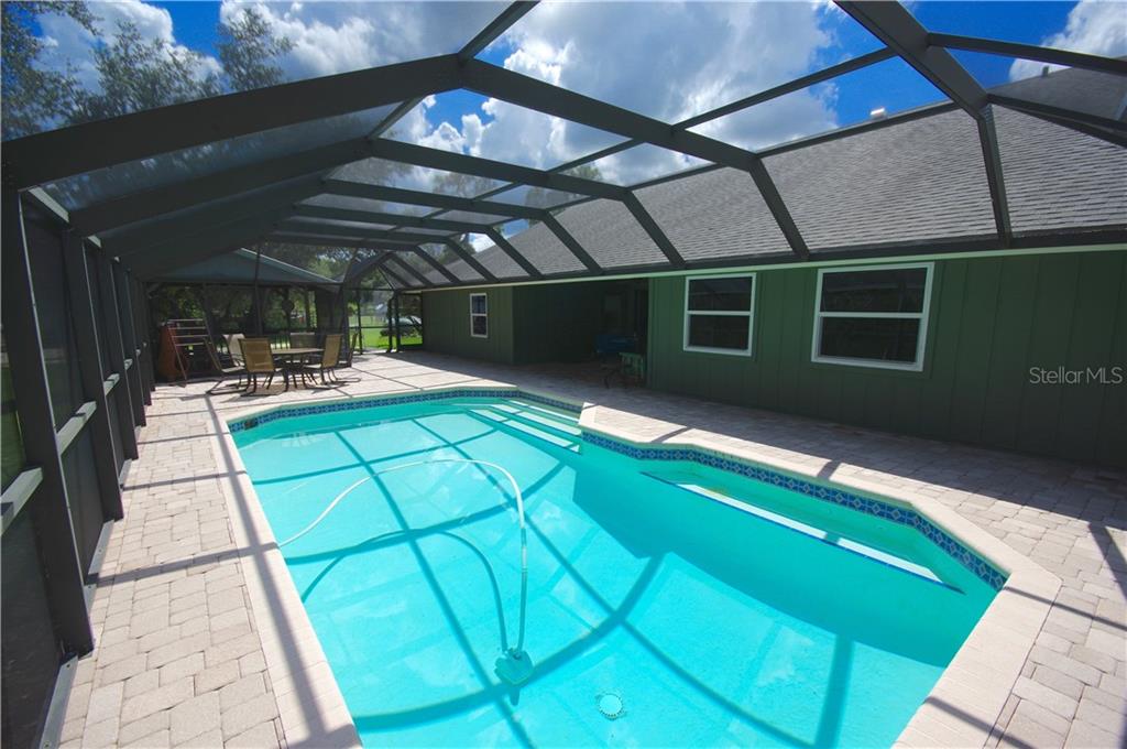 5349 Old Ranch Road Sarasota, FL 34241 - Photo 21 of 25 POOL HAS KREEPY KRAULY