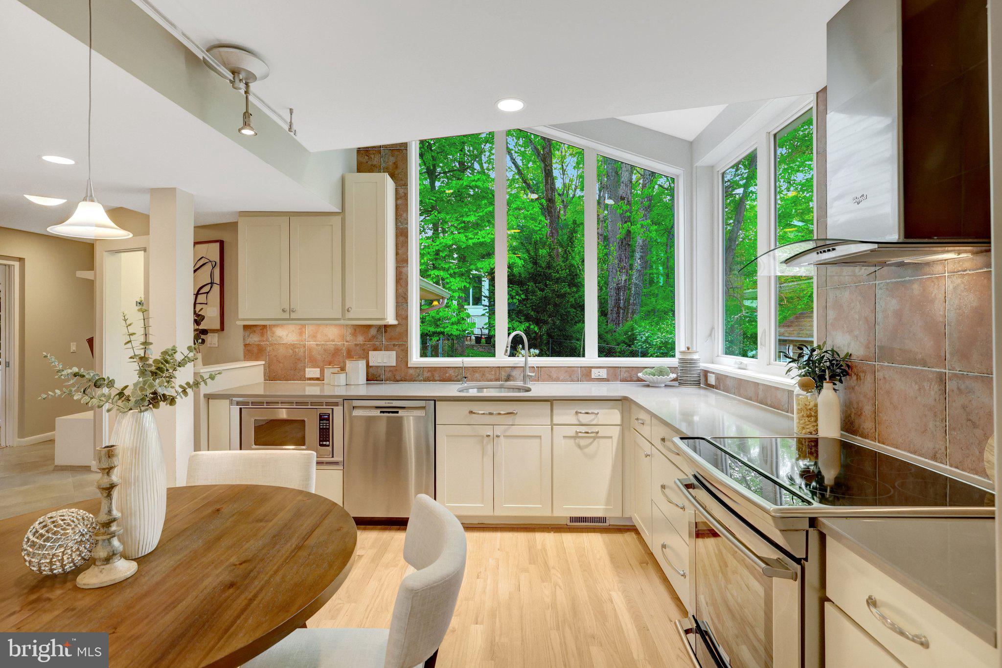 3308 Rocky Mt Road Fairfax, VA 22031 - Photo 21 of 65 Numerous windows to provide natural light