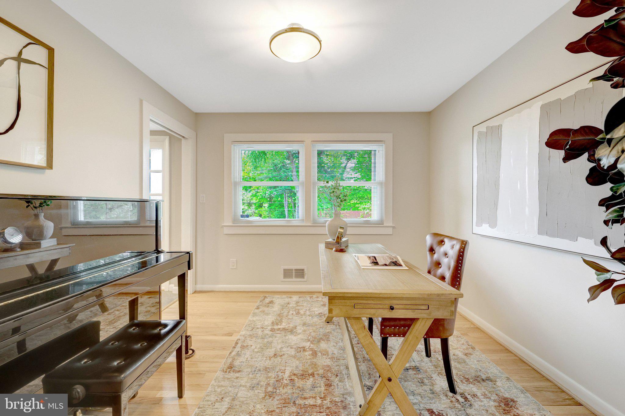 3308 Rocky Mt Road Fairfax, VA 22031 - Photo 27 of 65 Office to the side of the front door