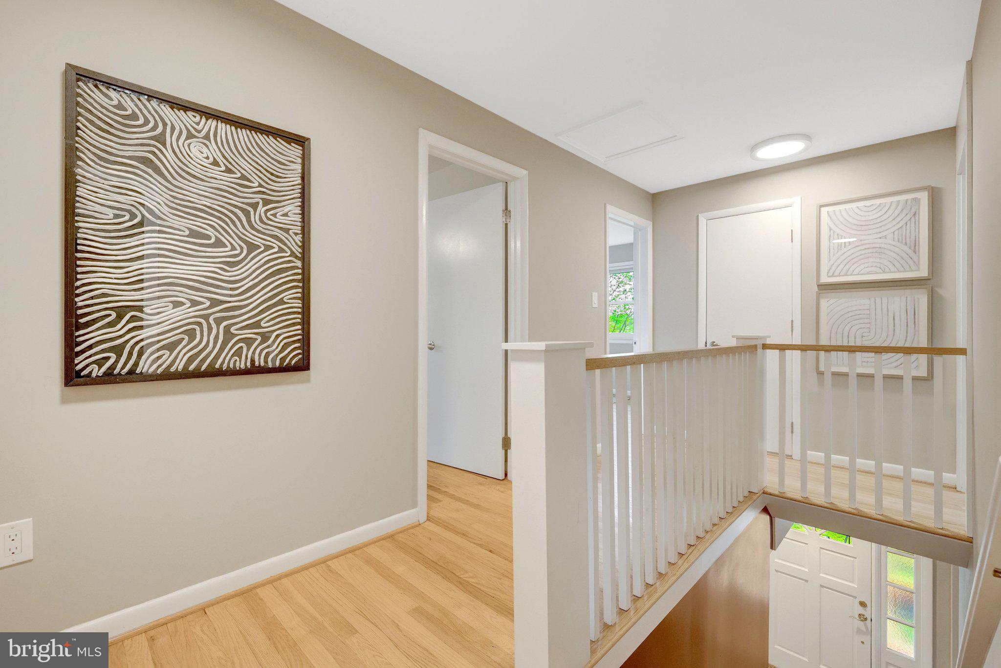 3308 Rocky Mt Road Fairfax, VA 22031 - Photo 33 of 65 Upper level hallway