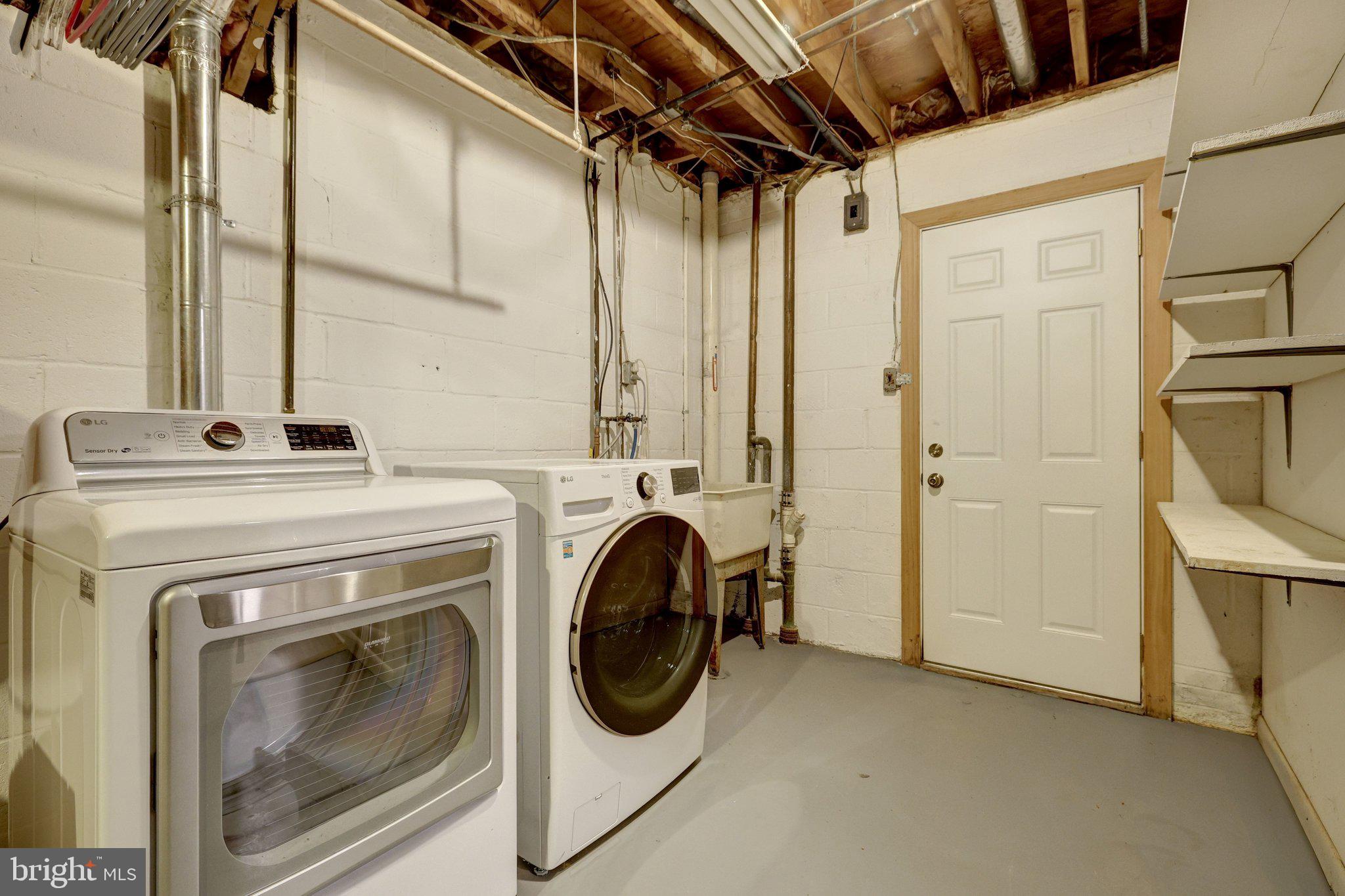 3308 Rocky Mt Road Fairfax, VA 22031 - Photo 50 of 65 Laundry room with walk up access to backyard