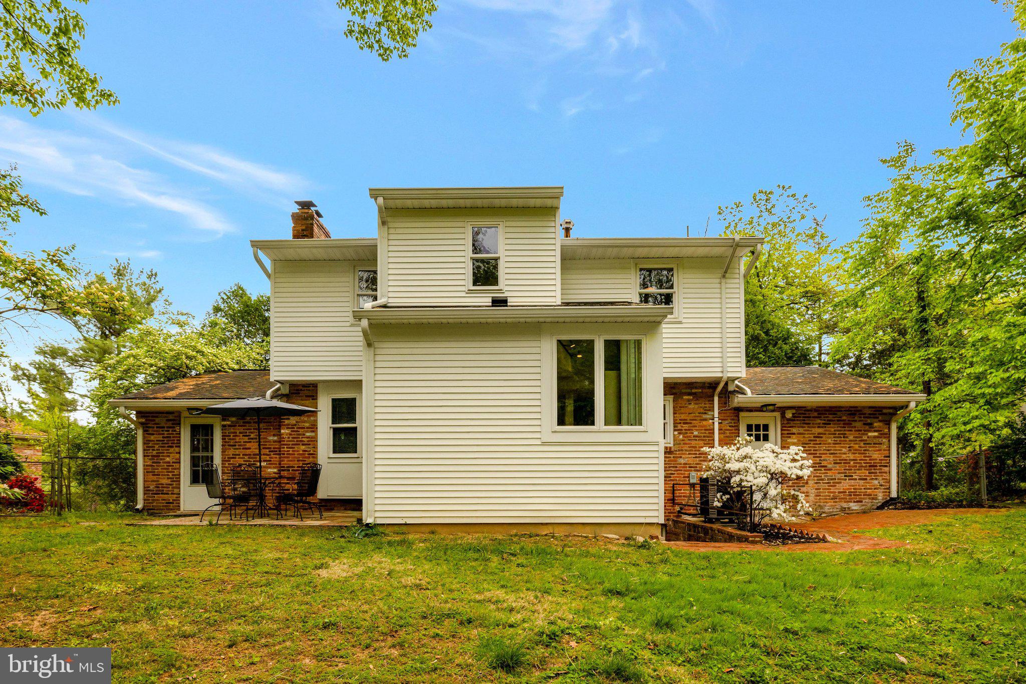 3308 Rocky Mt Road Fairfax, VA 22031 - Photo 61 of 65 Full rear of home from backyard