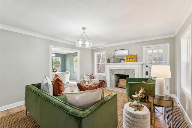 $415,000 | 209 East 72 Terrace, Kansas City, MO 64114