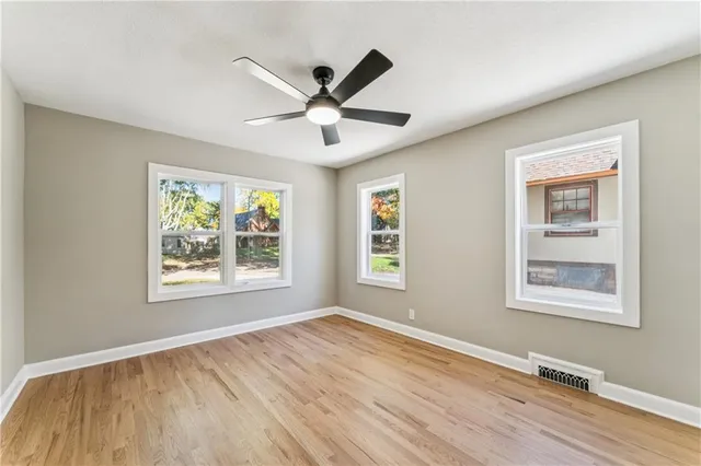 $415,000 | 209 East 72 Terrace, Kansas City, MO 64114