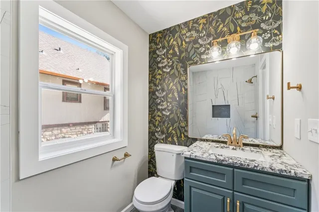 $415,000 | 209 East 72 Terrace, Kansas City, MO 64114