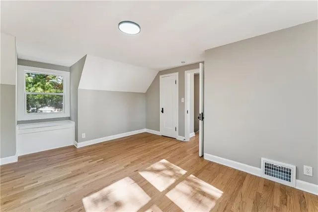 $415,000 | 209 East 72 Terrace, Kansas City, MO 64114