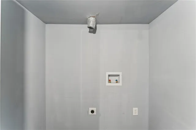 $415,000 | 209 East 72 Terrace, Kansas City, MO 64114