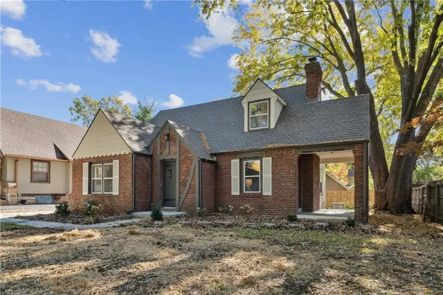 $415,000 | 209 East 72 Terrace, Kansas City, MO 64114