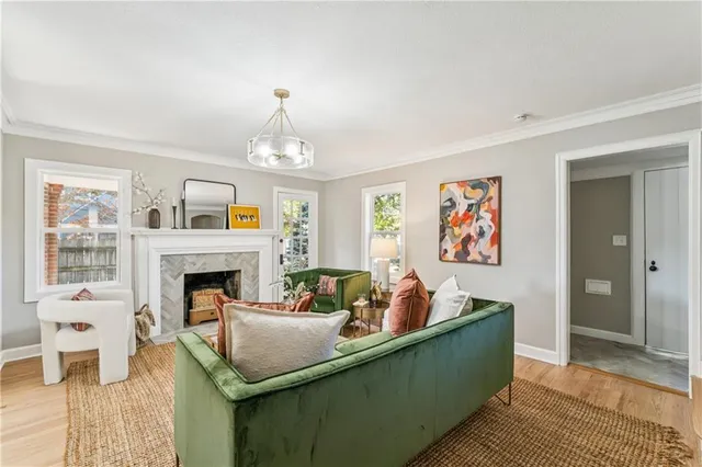 $415,000 | 209 East 72 Terrace, Kansas City, MO 64114