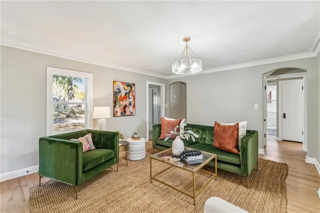 $415,000 | 209 East 72 Terrace, Kansas City, MO 64114