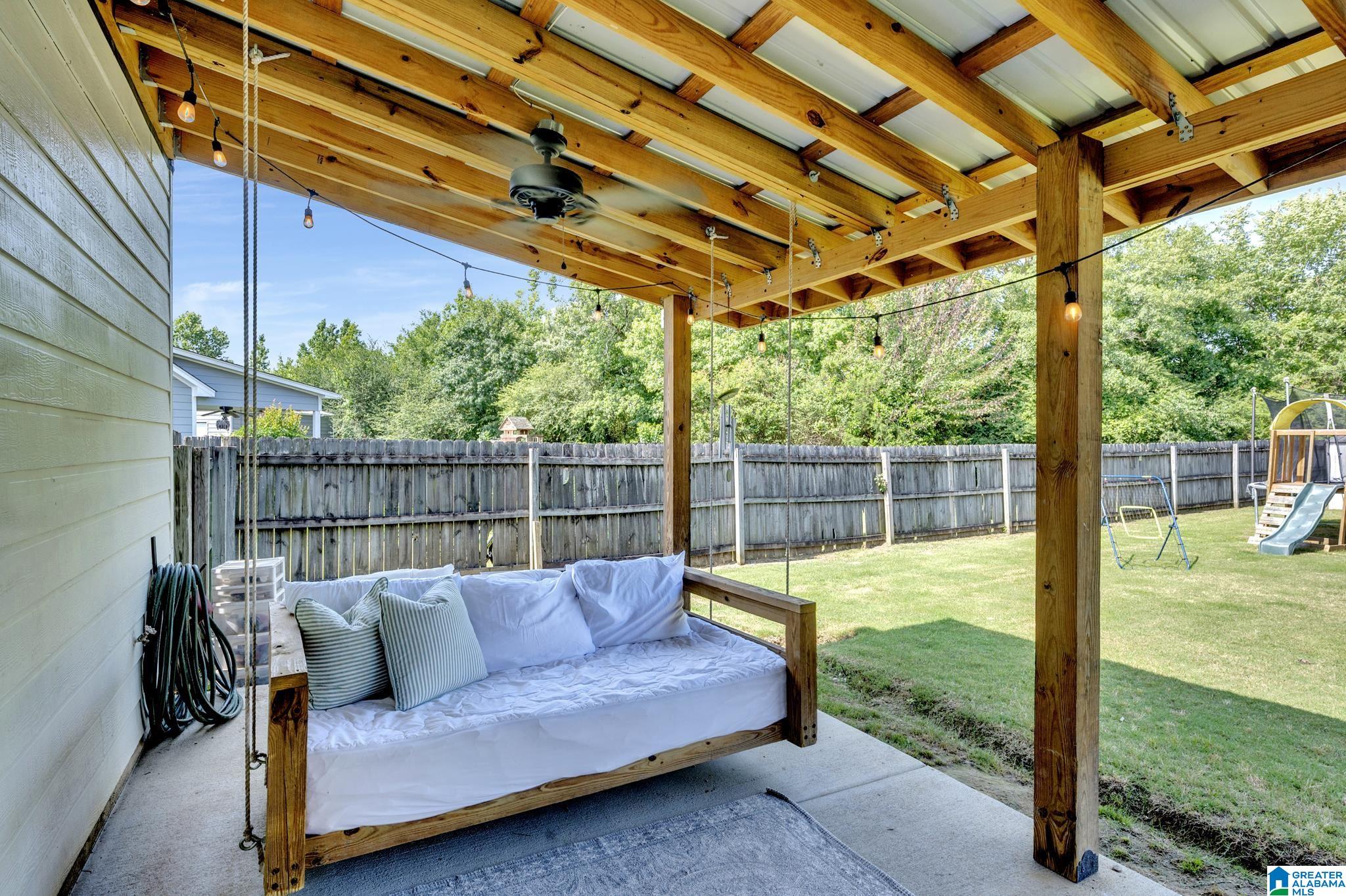 1004 Meriweather Court Calera, AL 35040 - Photo 25 of 31
