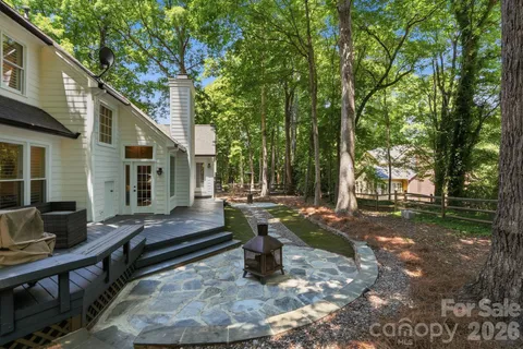 $635,000 | 8916 Oxfordshire Court, Huntersville, NC 28078