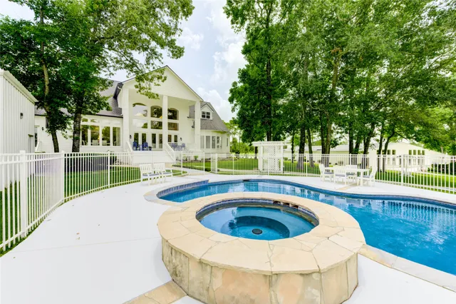 $27,000 | 1961 Farm To Market 1375, Huntsville, TX 77340