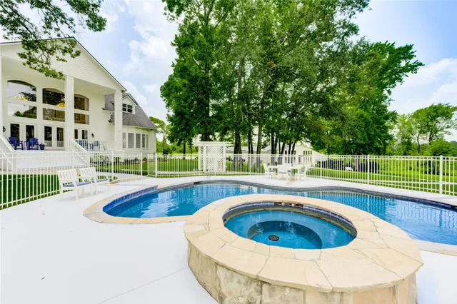 $27,000 | 1961 Farm To Market 1375, Huntsville, TX 77340