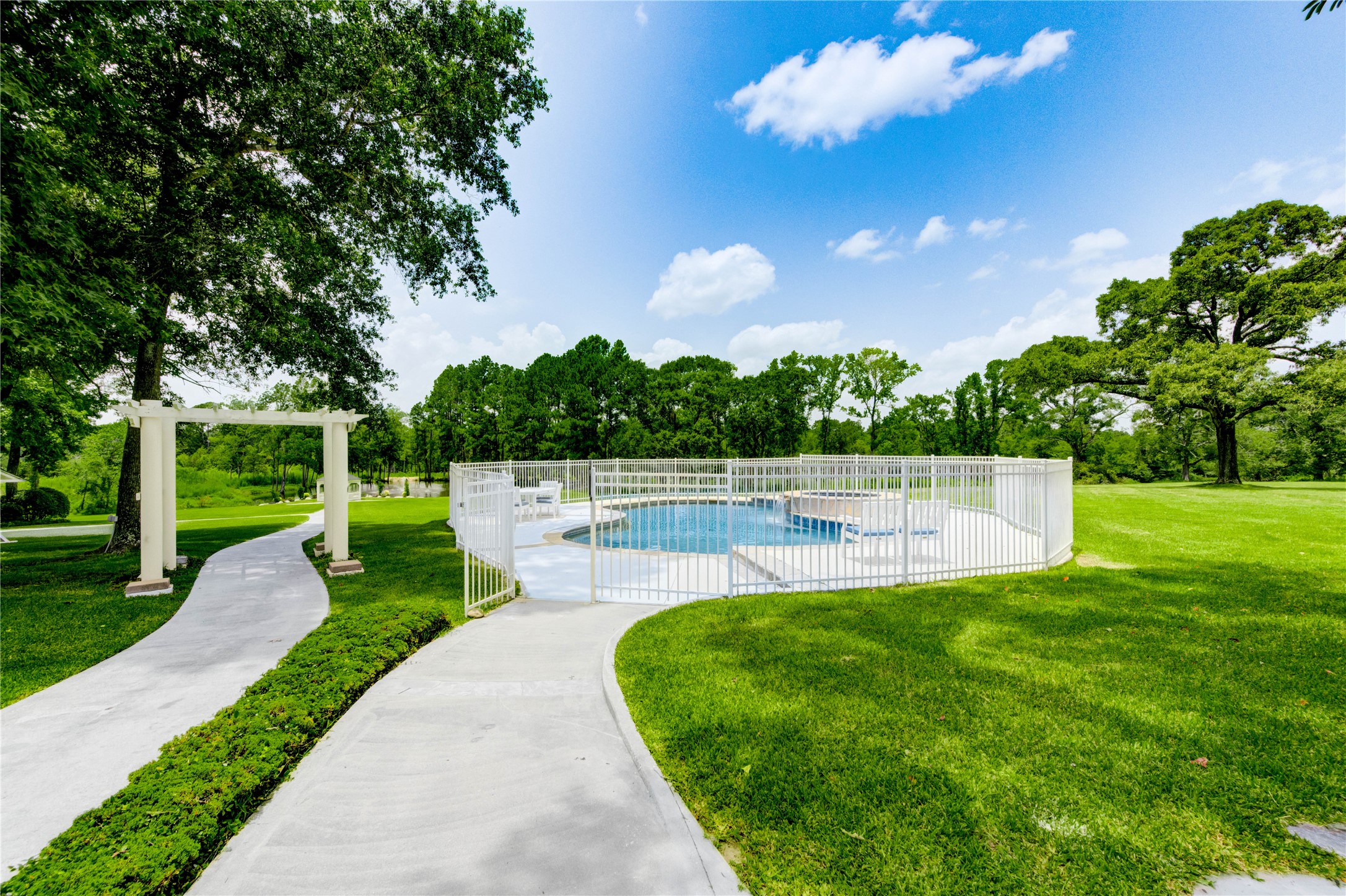 1961 Farm To Market 1375 Huntsville, TX 77340 - Photo 23 of 44