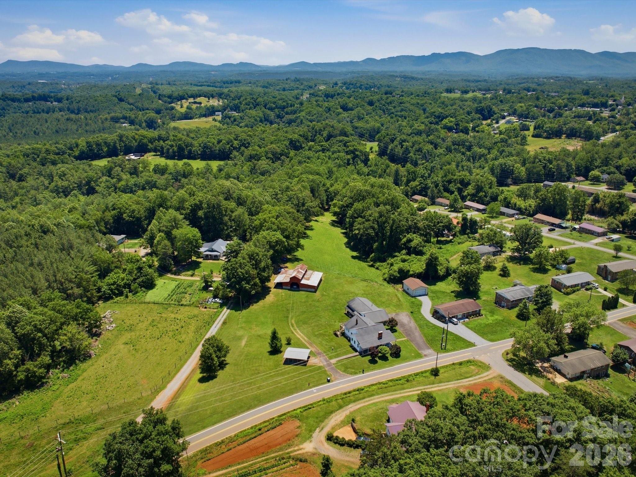 2401 Lail Road Morganton, NC 28655 - Photo 29 of 42