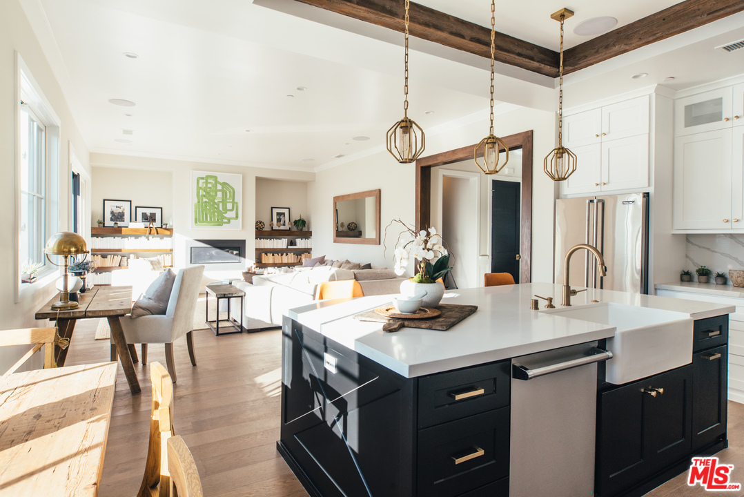 4547 Simpson Avenue Studio City, CA 91607 - Photo 19 of 48